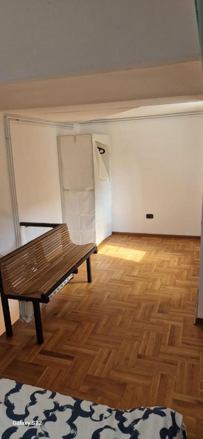 Micro Appartement Belgrado Buitenkant foto